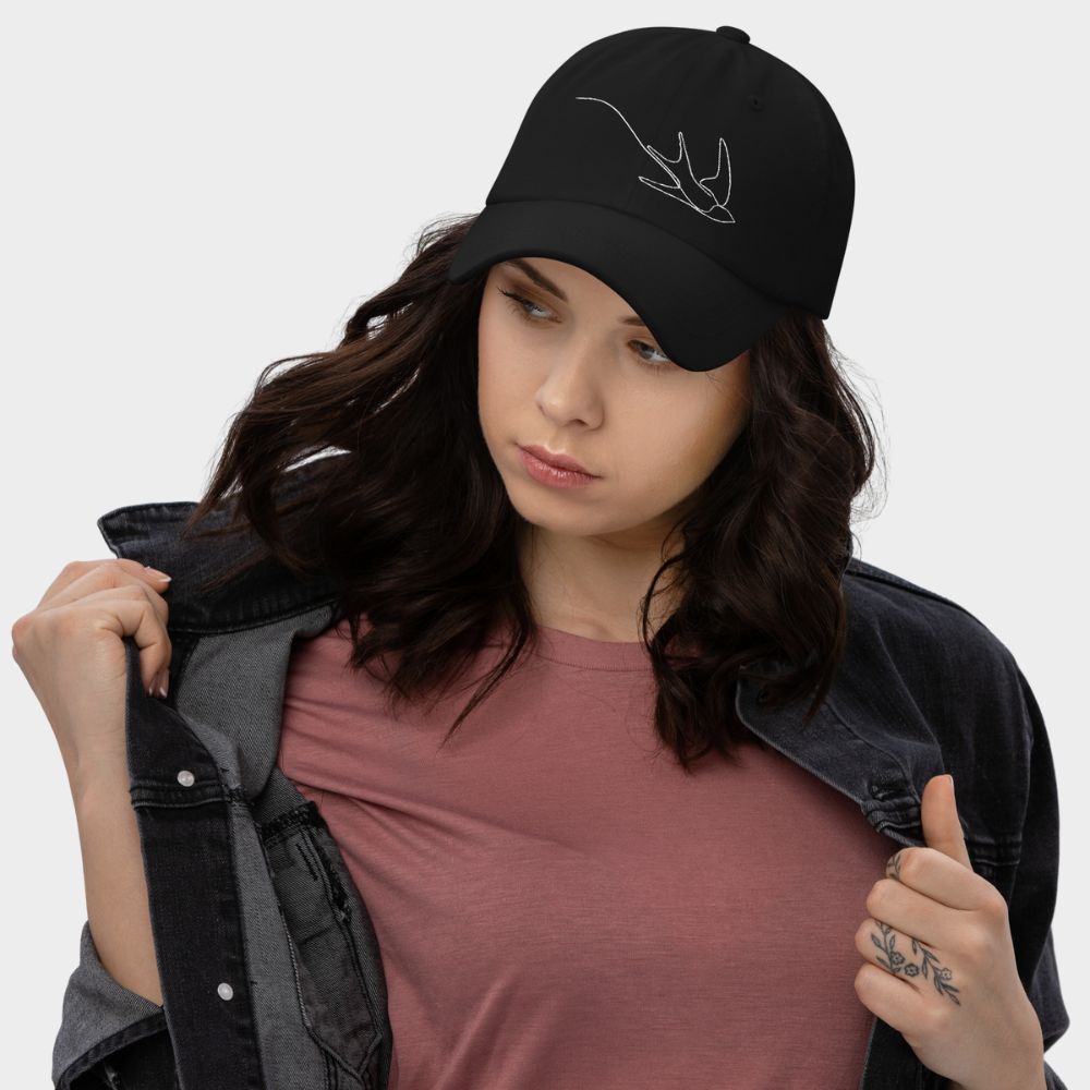 LouVoyage - Cap Women - Embroidery - Swallow - Black